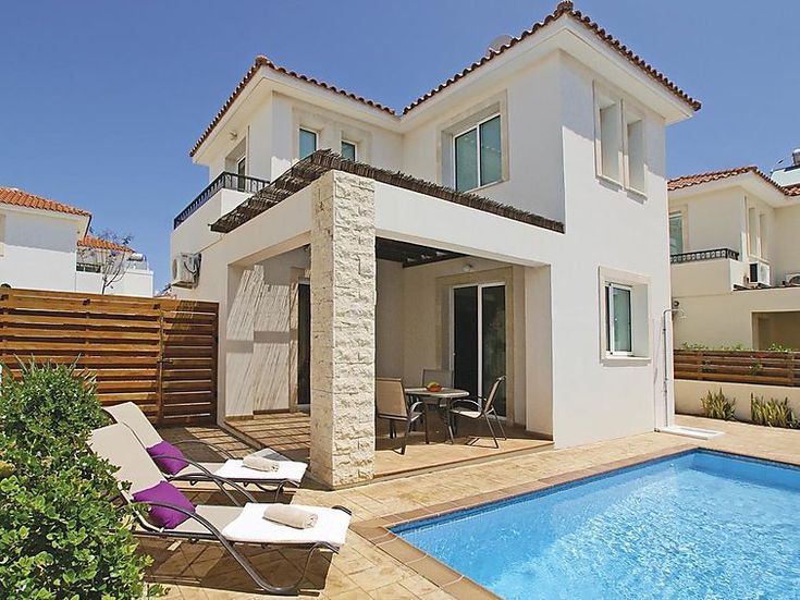 Holiday rental team
